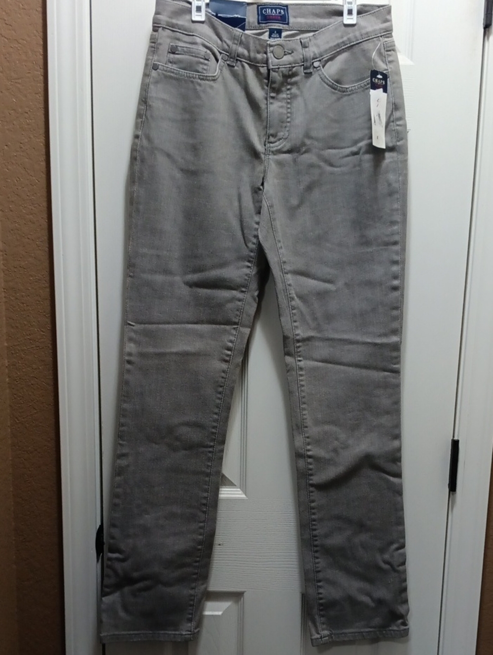Chaps Women's Gray Straight-Leg Jeans